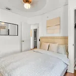 Walk To Bayshore - Near Hyde Park & Downtown